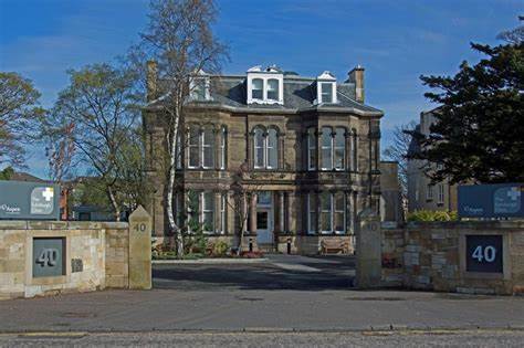 The Edinburgh Clinic | DEXASCANNEARME | Official Store
