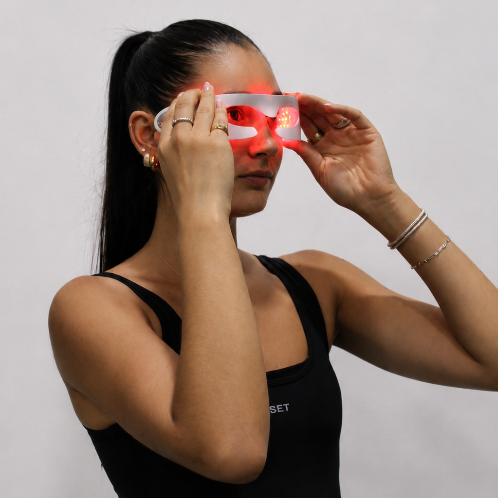 DEXA+ Red Light Eye Mask, front view
